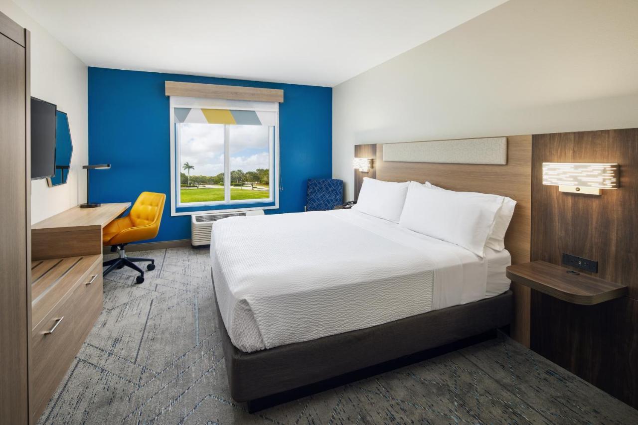Holiday Inn Express Hotel & Suites Port St. Lucie West By Ihg Ngoại thất bức ảnh