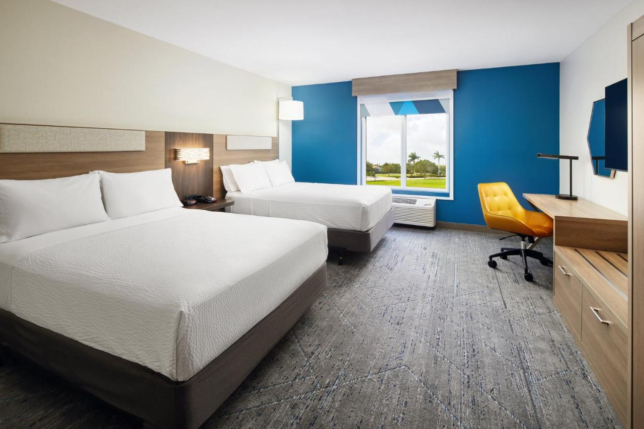 Holiday Inn Express Hotel & Suites Port St. Lucie West By Ihg Ngoại thất bức ảnh