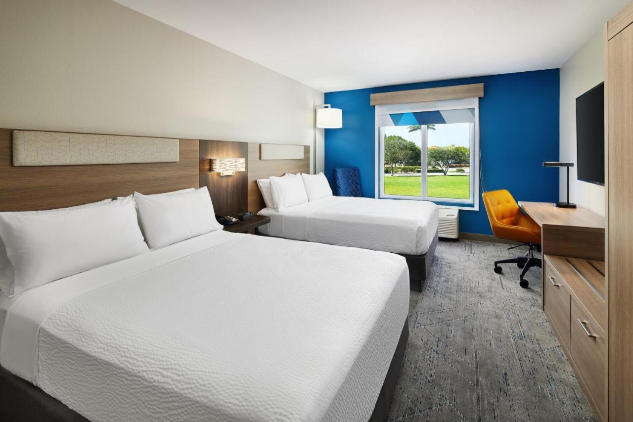Holiday Inn Express Hotel & Suites Port St. Lucie West By Ihg Ngoại thất bức ảnh